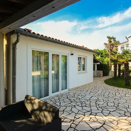 Cukon Holiday Home Medulin Exterior photo